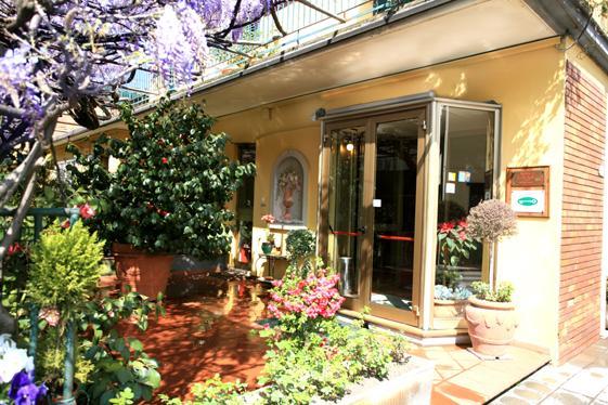 Hotel Stipino Lucca Luaran gambar