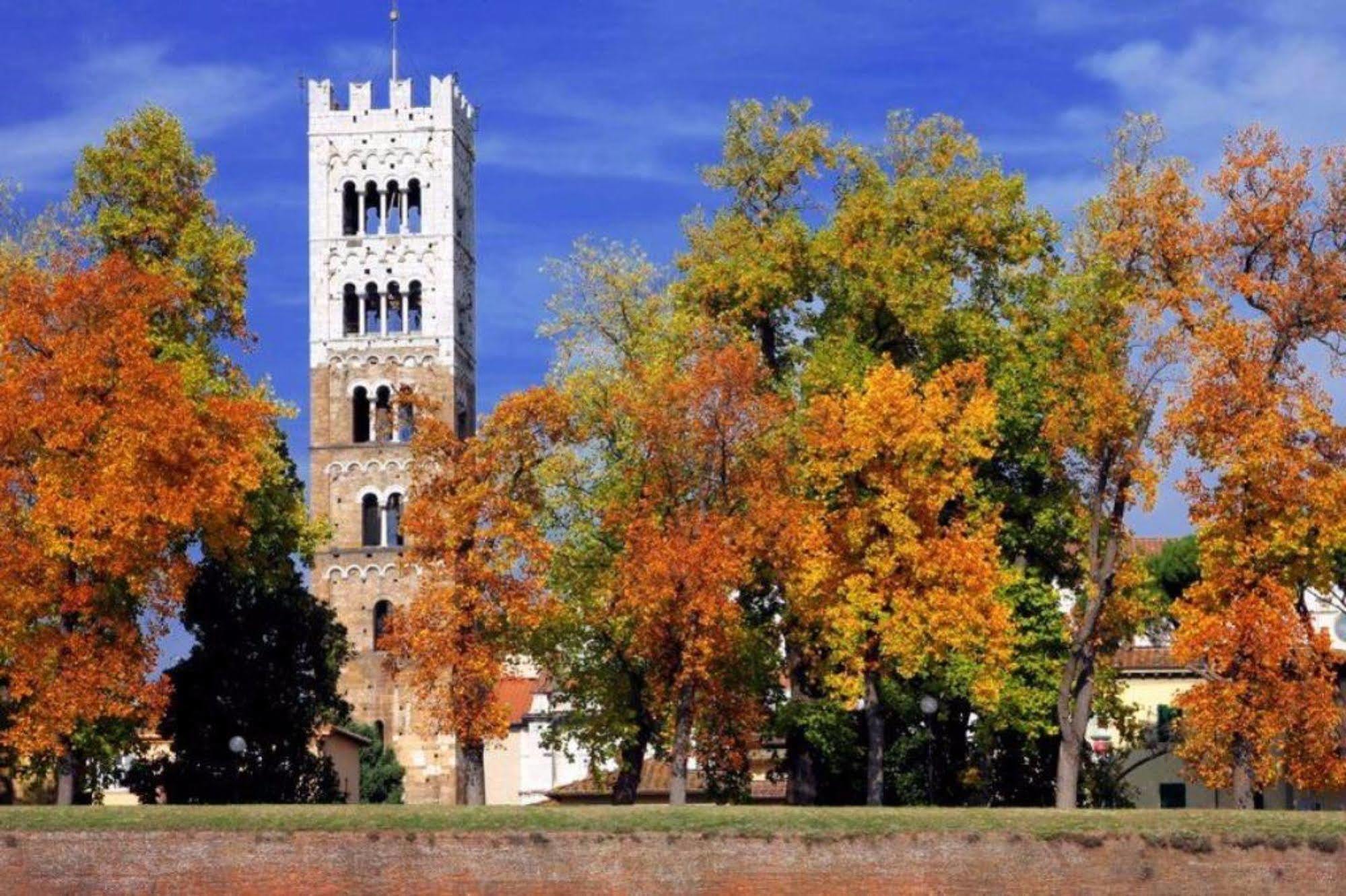 Hotel Stipino Lucca Luaran gambar